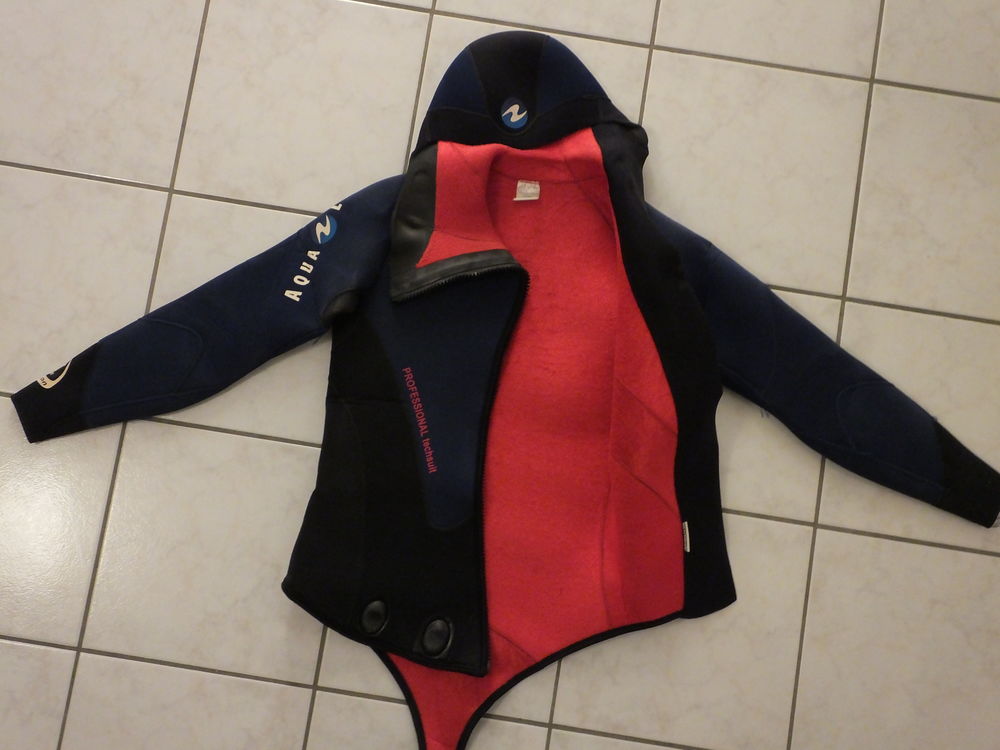 COMBINAISON DE PLONGEE Sports