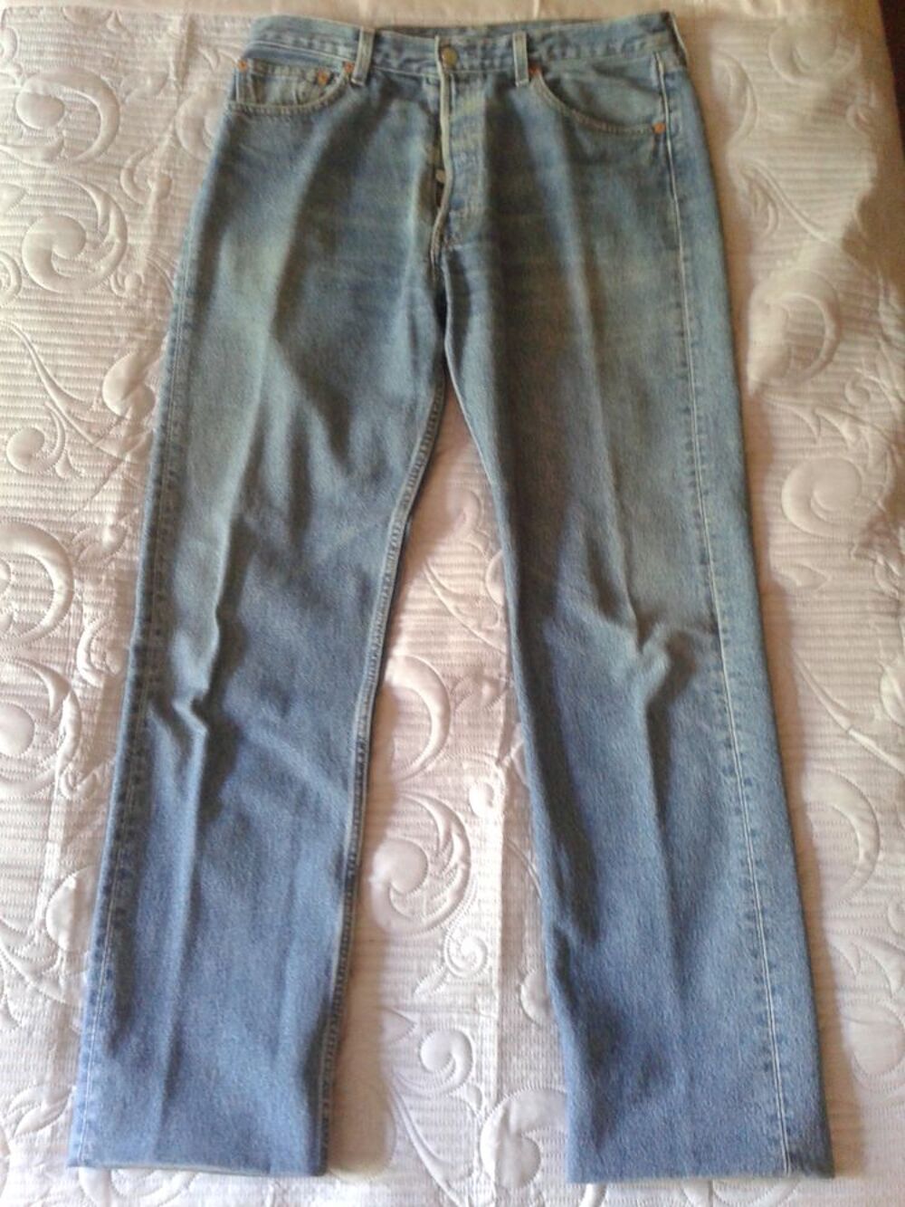 2 Levis 501 et 1 Jean Armand Thierry Homme Vêtements