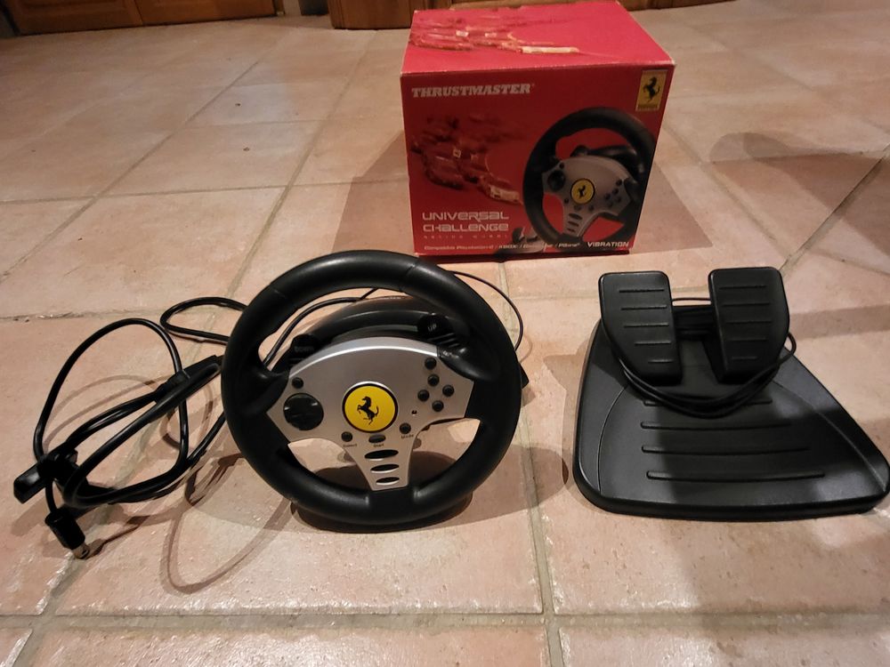VOLANT &amp; PEDALIER POUR JEUX VIDEOS Consoles et jeux vidéos