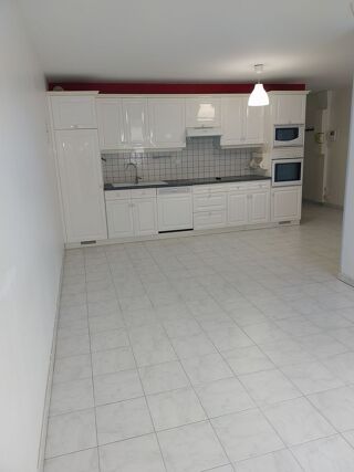 Appartement à louer 2 pièces 50 m² Aillant-sur-tholon