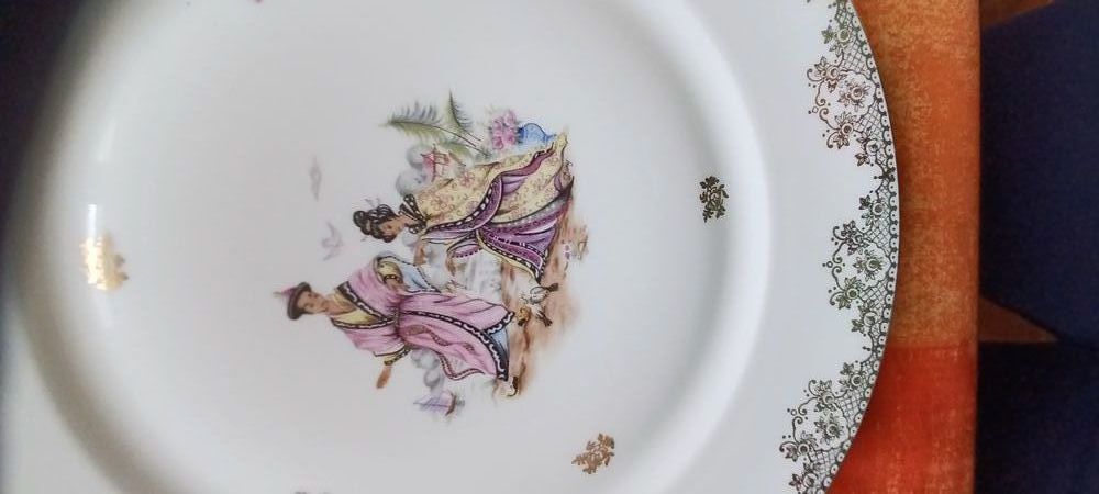 13 assiettes en porcelaine e de limoge Cuisine