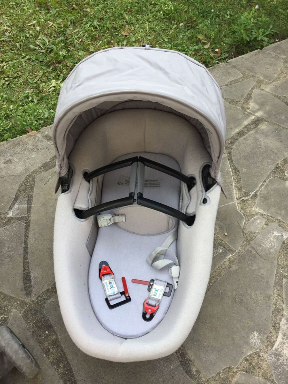 Poussette Loola : chassis + hamac + nacelle + cosy Puériculture