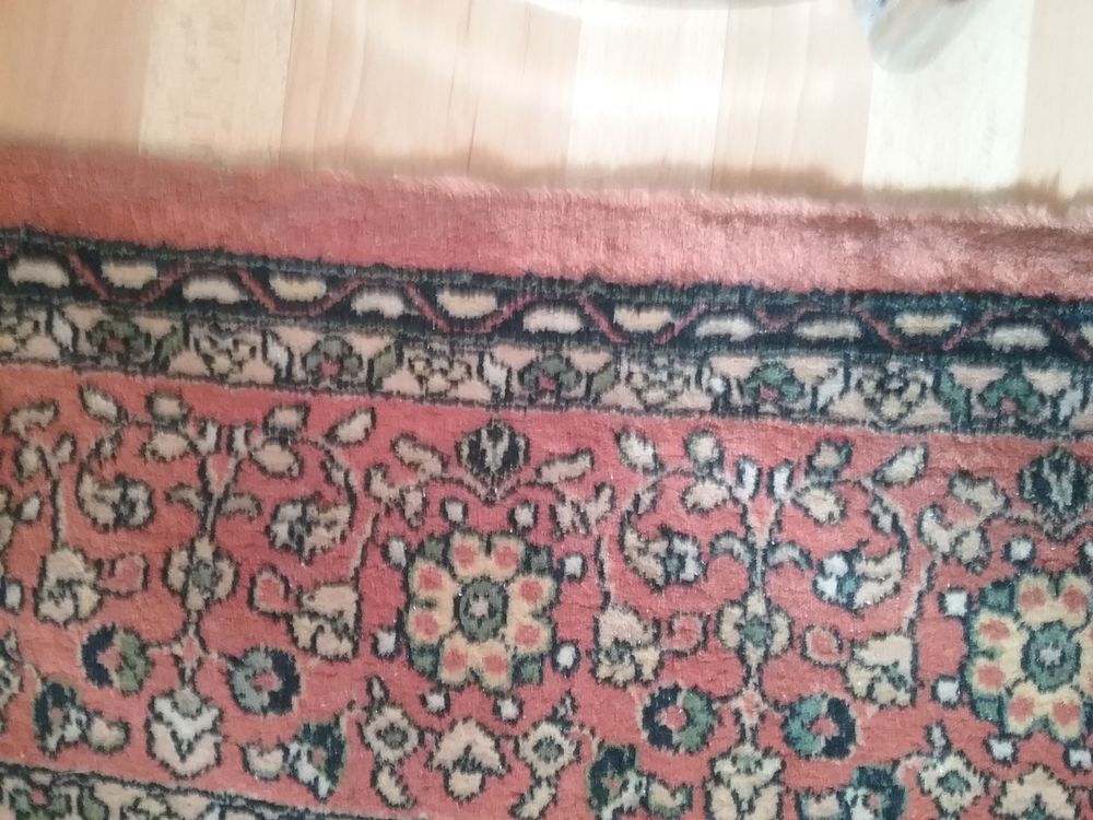 beau tapis type persan tres bon etat Décoration