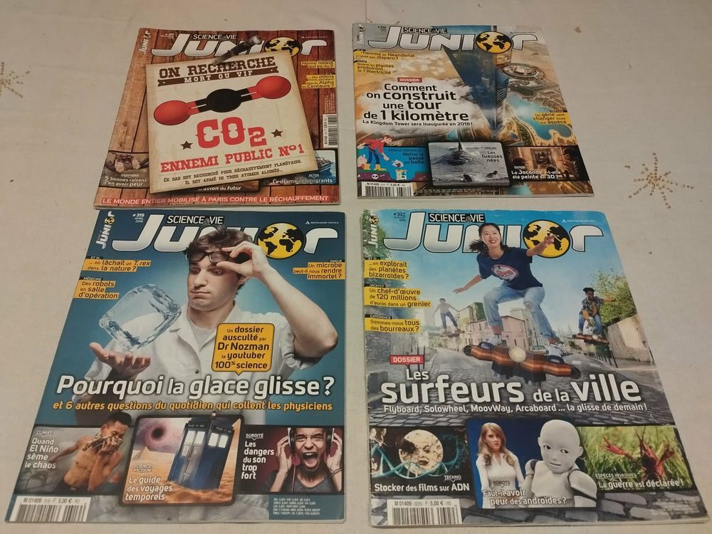 Lot de 4 Science &amp; Vie junior de 2015 et 2016 Livres et BD
