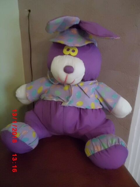 LAPIN VIOLET PUFFALUMP 24 Oignies (62)