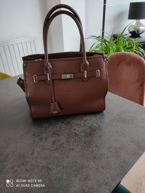 Très beau sac à main 50 Épernay (51)