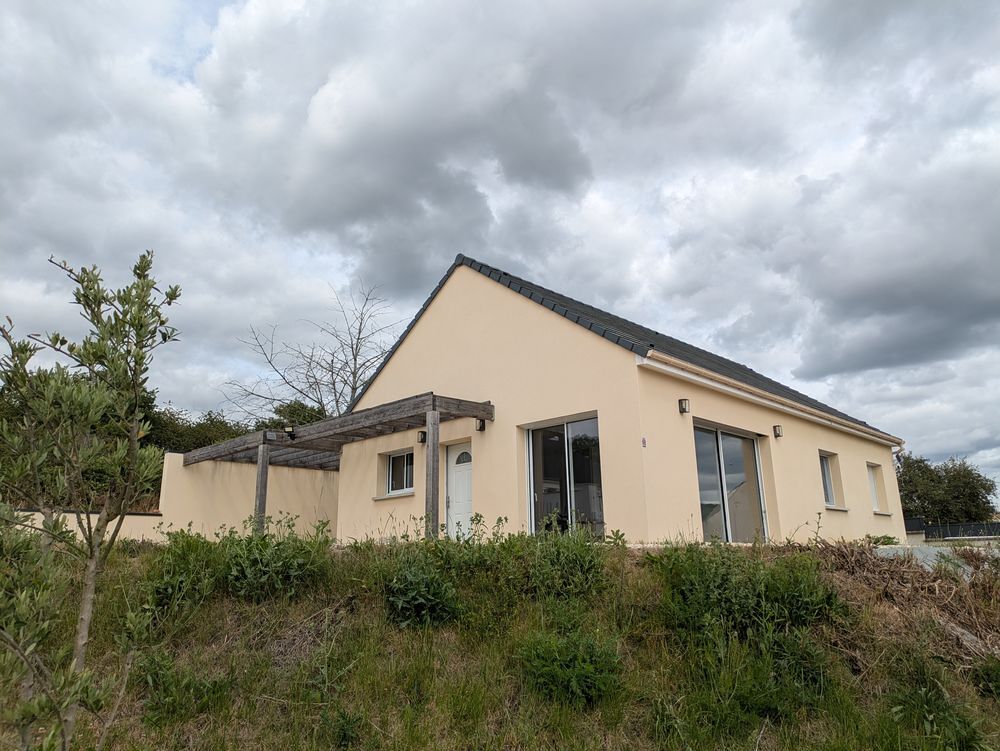 Location Maison entre SENS-89100 et VILLENEUVE S/ YONNE-89500 Étigny
