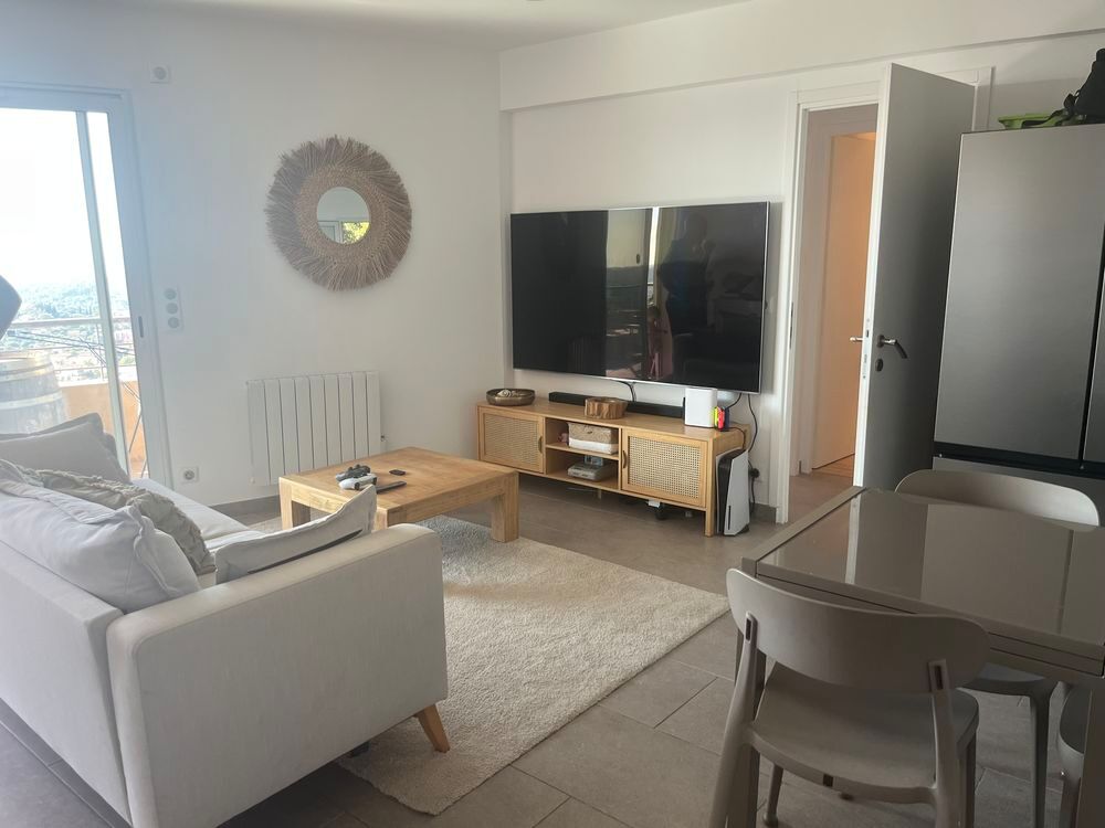 Location Appartement Grasse, appartement 4 pièces Grasse
