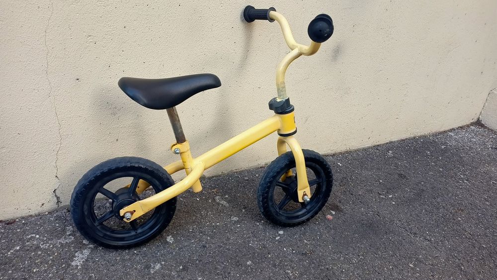 draisienne jaune Vélos