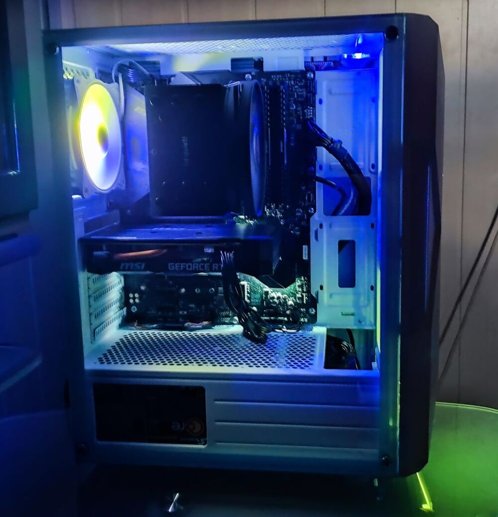 PC Gamers Reconditionn&eacute;- I7 10700F - RTX 2060 - MSI Z490 GAM Matériel informatique