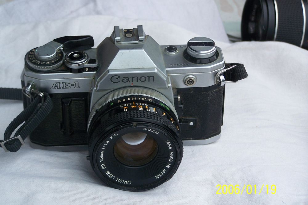 APPAREIL PHOTO CANON AE-1 Photos/Video/TV