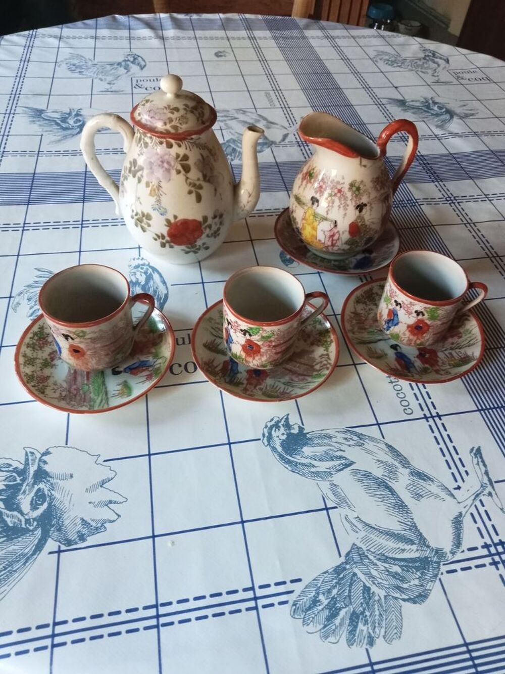 Service &agrave; th&eacute; chinois ancien estampill&eacute; Cuisine