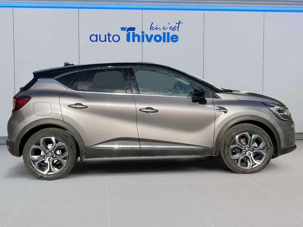 Captur mild hybrid 140 Techno fast track 2023 occasion 42120 Le Coteau