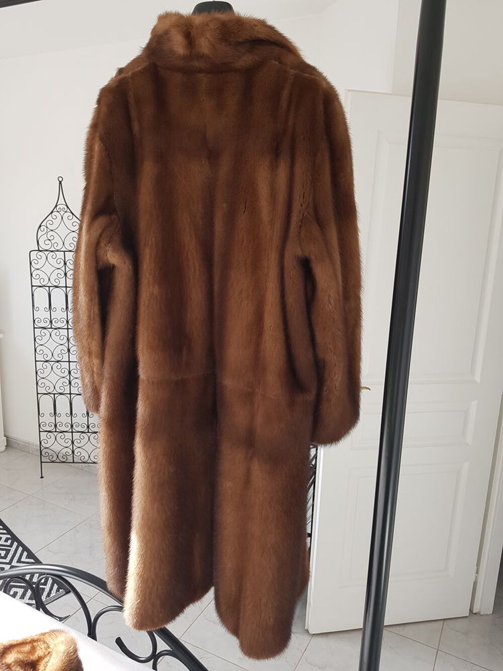 Manteau en vison sauvage de tr&egrave;s haute qualit&eacute; Vtements