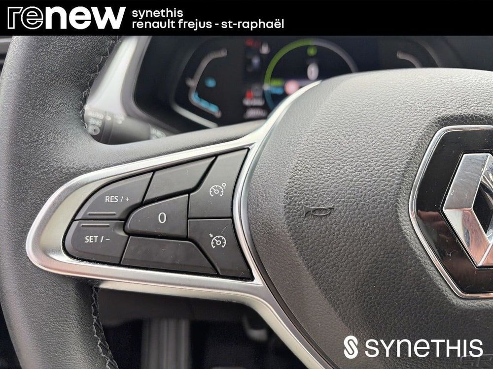 Captur E-Tech full hybrid 145 Techno 2023 occasion 83600 Fr&eacute;jus