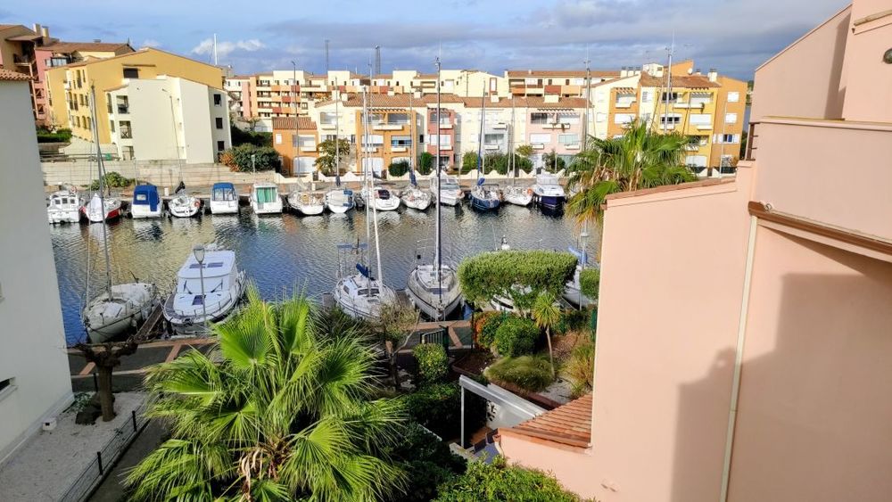 Vente Appartement Le Cap d'Agde : Proche Avant Port / Bas des falaises: Vue Chenal STUDIO-CABINE ( 26,71m² ) + terrasse 7,51m². Le cap d agde