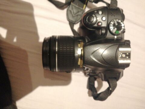 Appareil photo Nikon D3400 200 Saint-Ouen-l'Aum�ne (95)