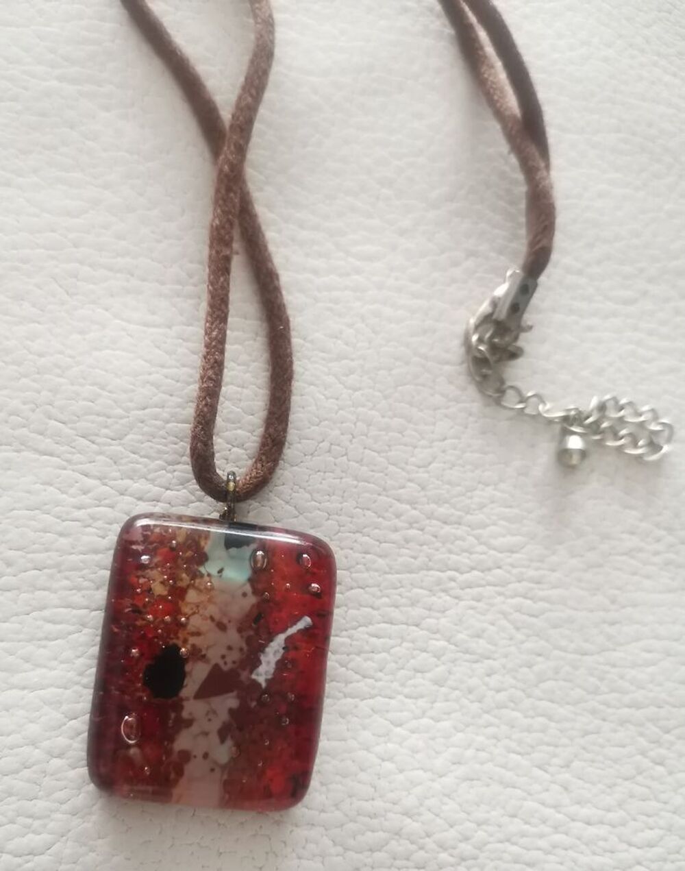 Collier artisanal Bijoux et montres