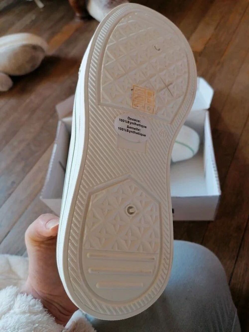 Baskets BURTON vertes neuves T40
Chaussures