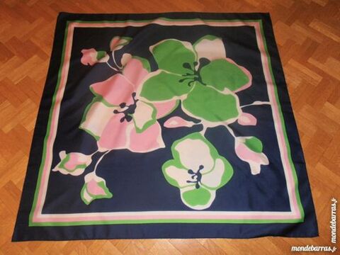 Foulard fleurs (50) 6 Tours (37)