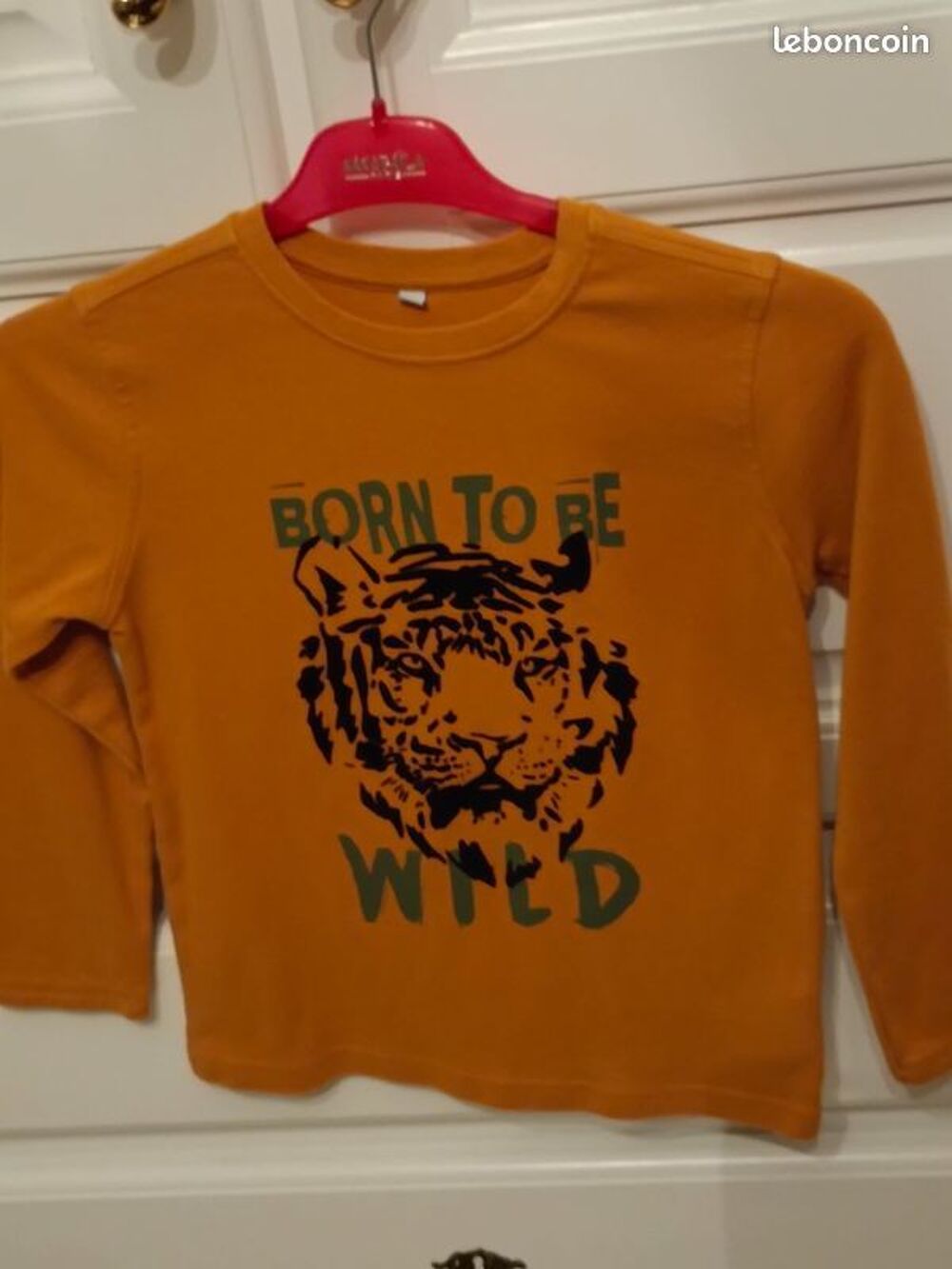 Lot de trois v&ecirc;tements gar&ccedil;on 10 ans Vêtements