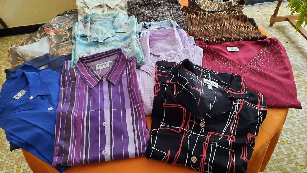 14 CHEMISIERS Vêtements