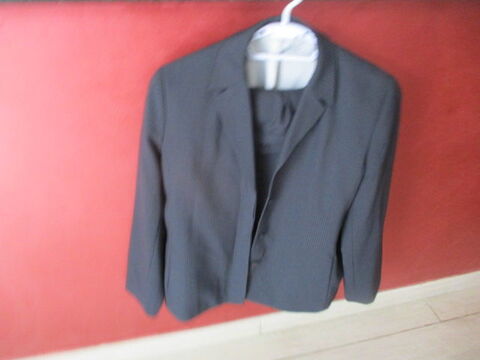 costume 25 Castres (81)