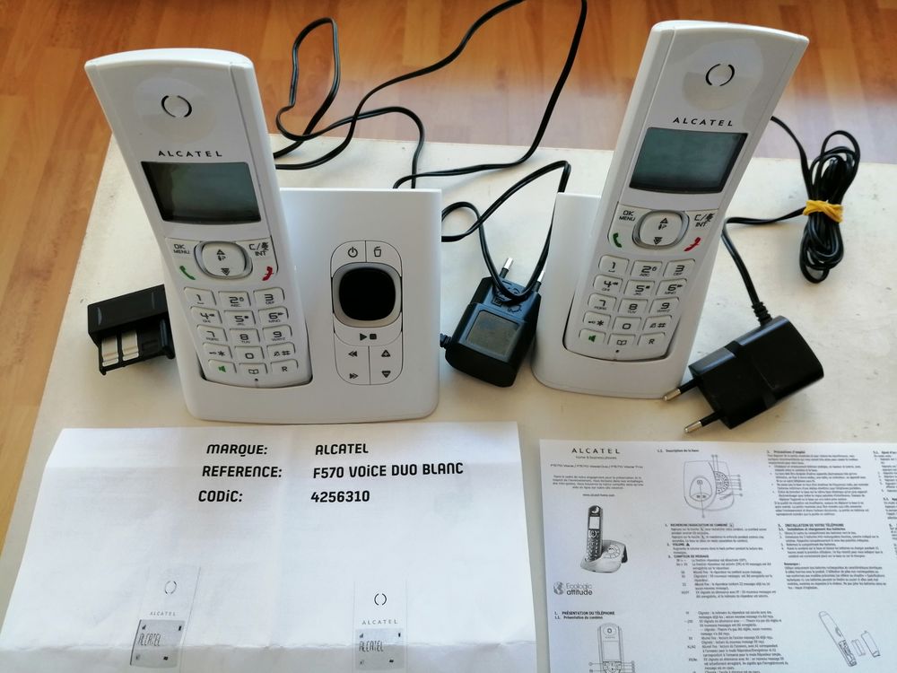 t&eacute;l&eacute;phonie t77 alcatel F570 duo blanc comprenant base r&eacute;pon Téléphones et tablettes