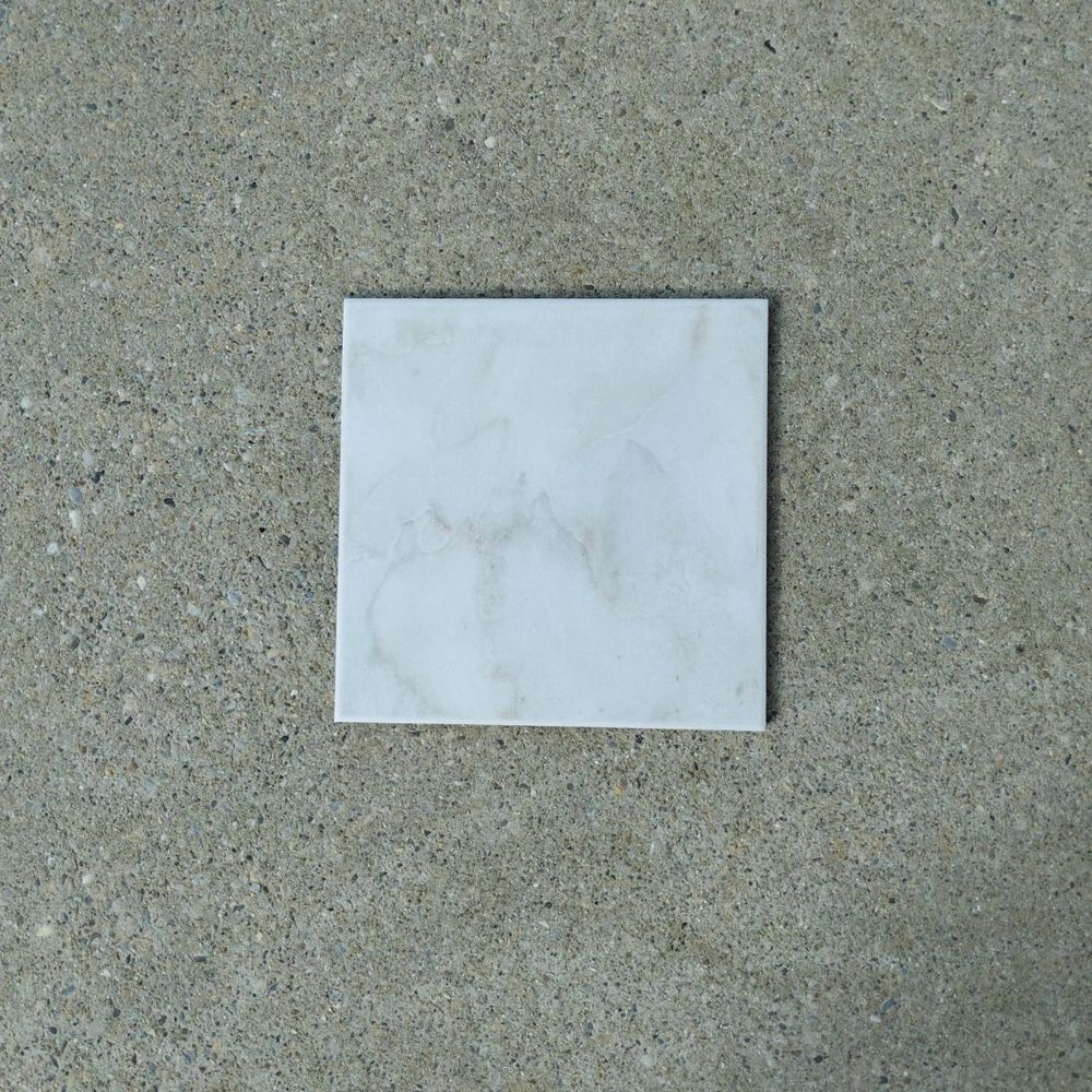 Carrelage marbr&eacute; 20/20 
Bricolage