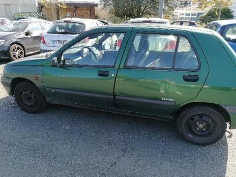Renault clio 1.9 D Super Chipie