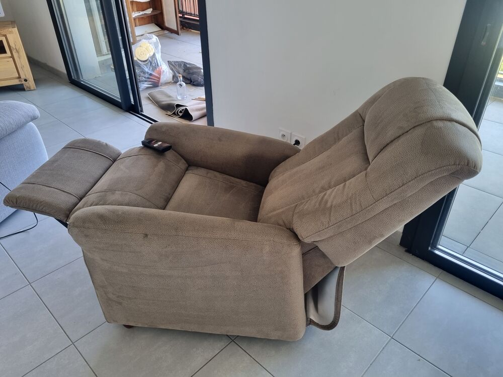 fauteuil relax &eacute;lectrique Meubles