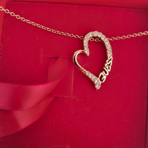 collier+guess 45 Montferrier-sur-Lez (34)