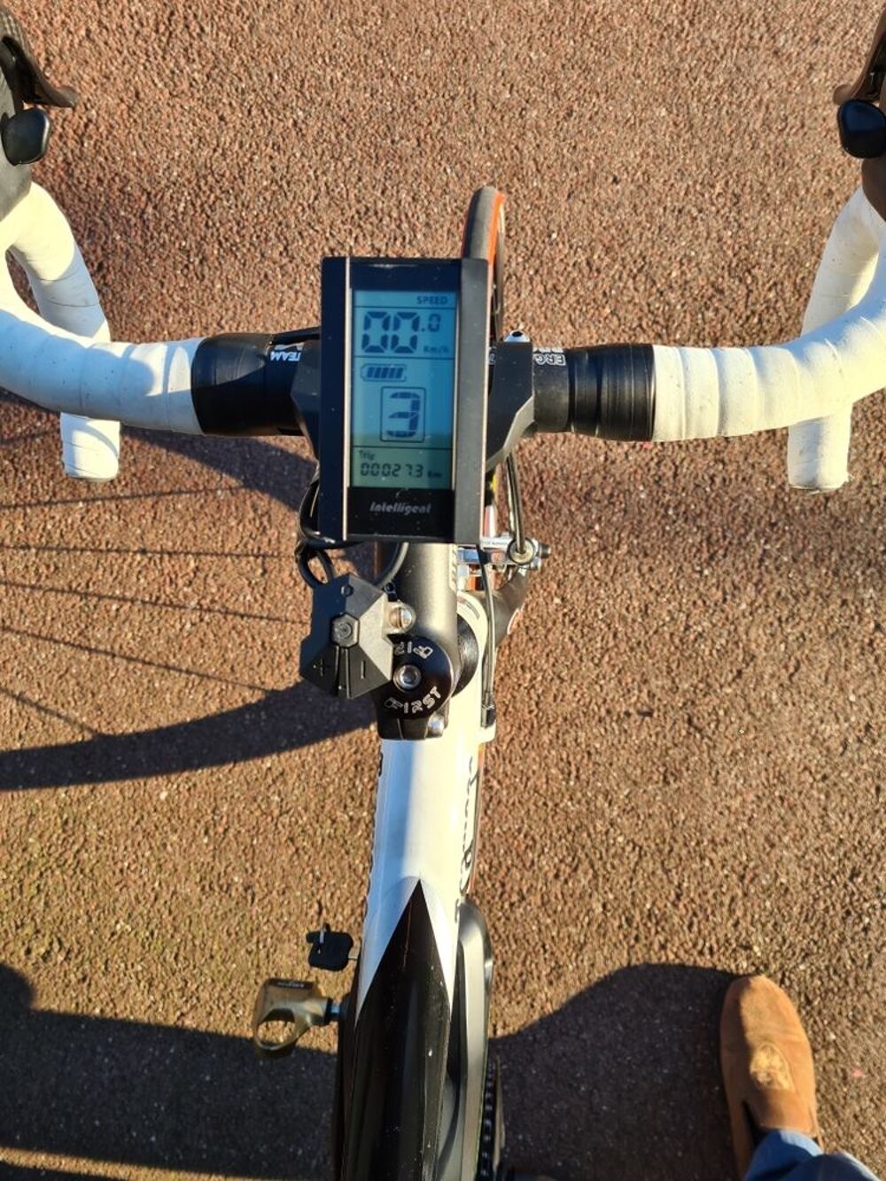 V&eacute;lo course team 900 Vélos