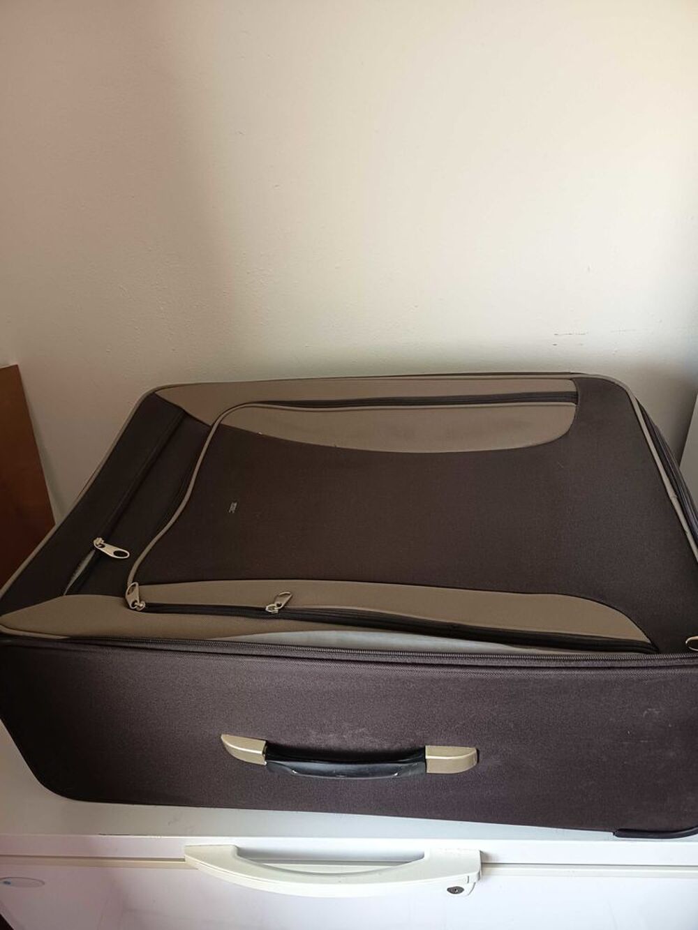 2 valises Meubles