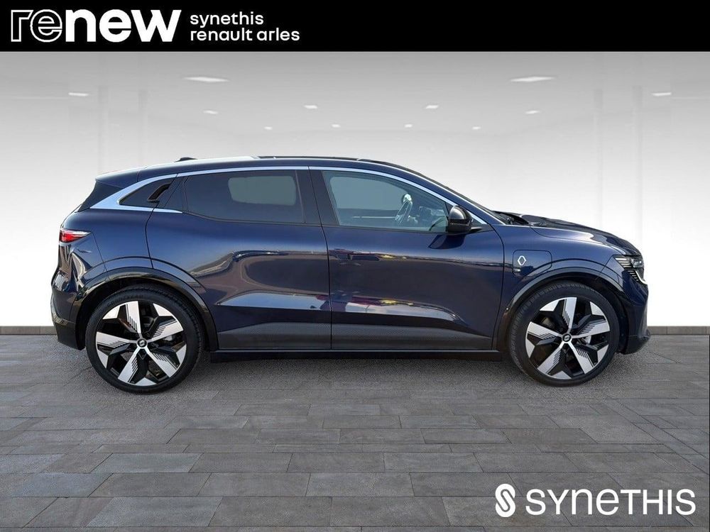 M&eacute;gane Megane E-Tech EV40 130ch standard charge Techno 2022 occasion 13200 Arles