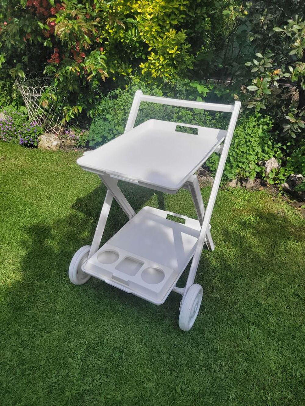 Desserte de jardin Jardin