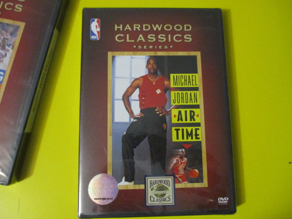 DVD MICHAEL JORDAN MAGIC JOHNSON PAT EWING BASKET NBA DVD et blu-ray