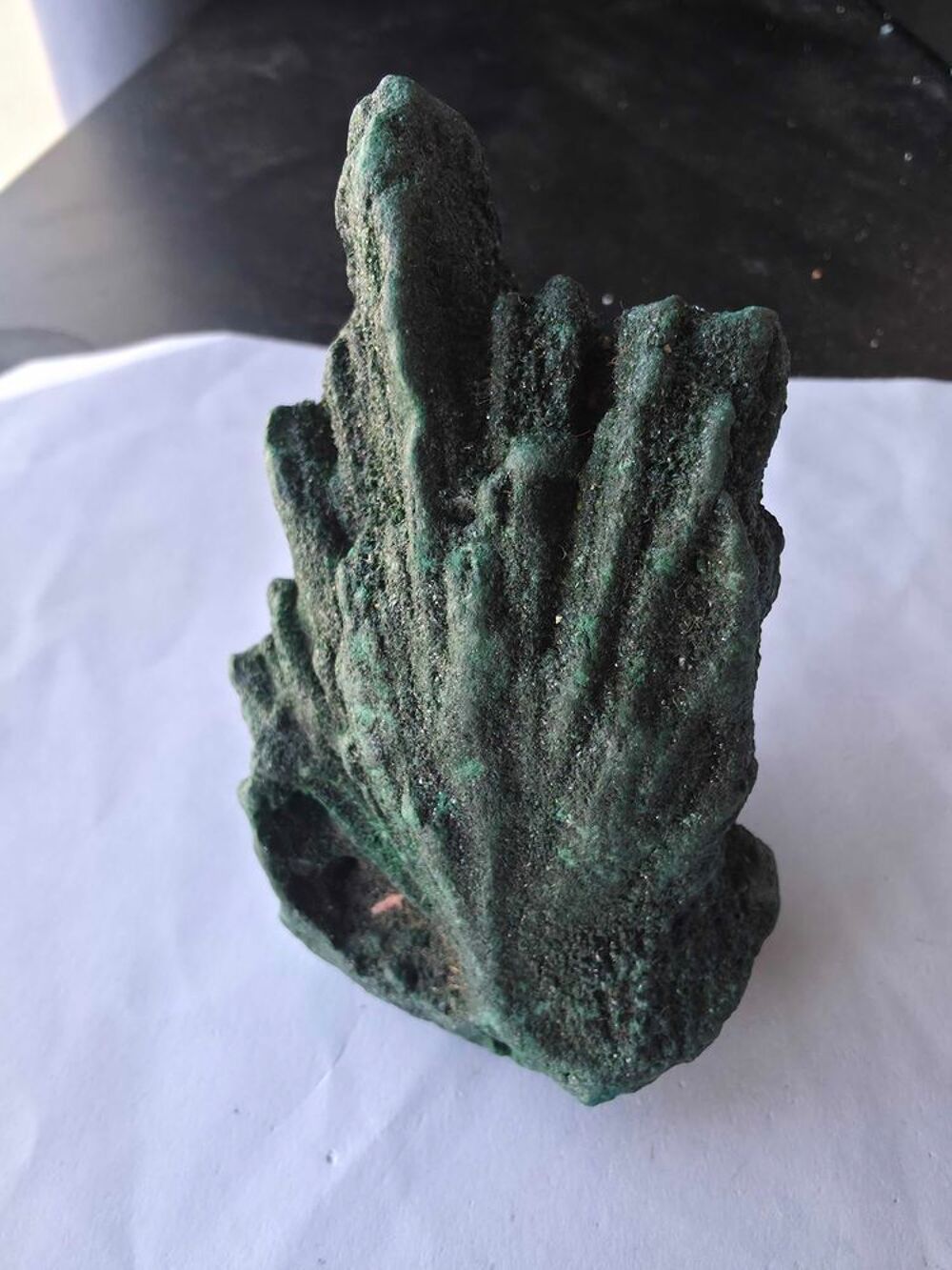 Min&eacute;ral Brut : Malachite Cristallis&eacute;e du Congo-206g 