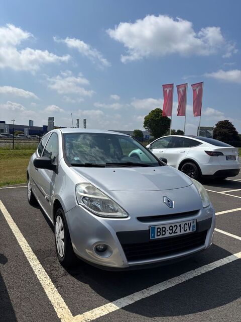 Renault clio iii SOCIETE DCI 70 115 G ECO2 AIR
