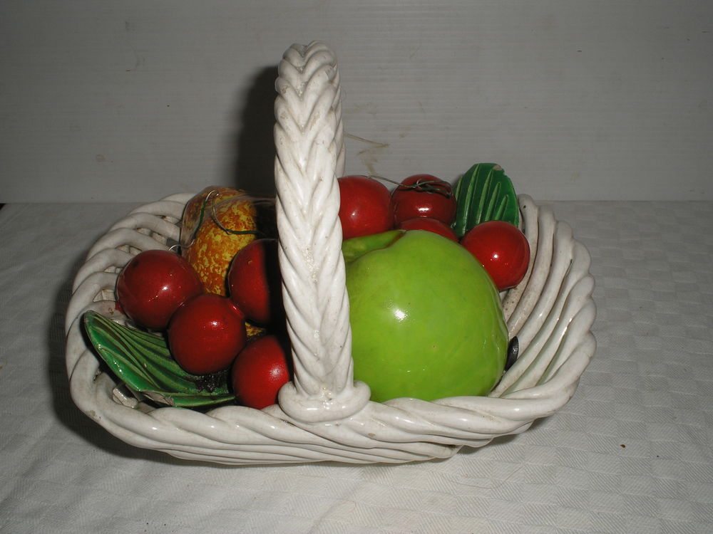  JOLI PETIT PANIER DE FRUITS EN CERAMIQUE Décoration