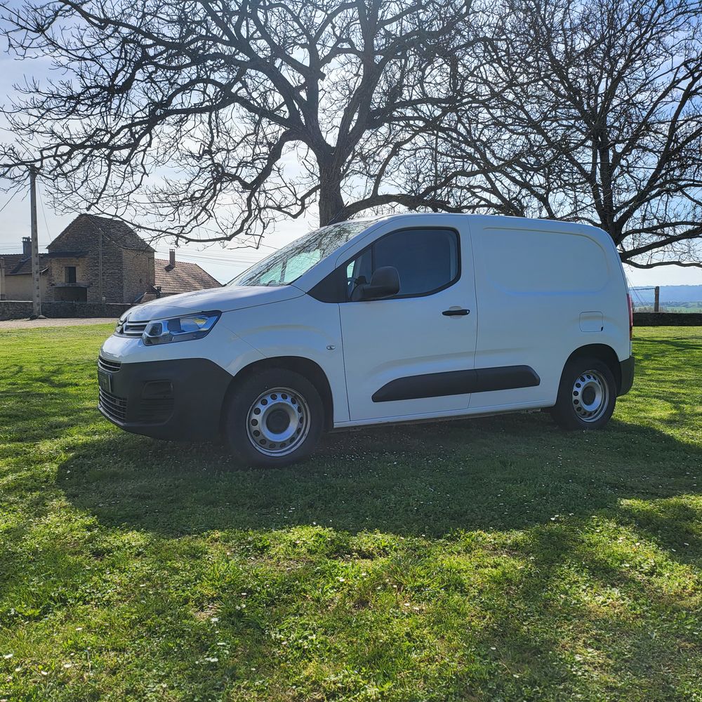 Berlingo BERLINGO VAN M 1000 BLUEHDI 130 S&S EAT8 CLUB 2019 occasion 38080 Saint-Marcel-Bel-Accueil