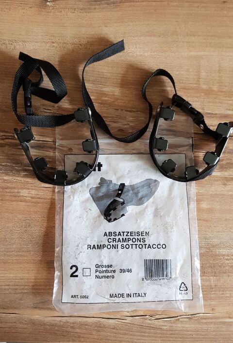 Crampons Ramponi 39/46 Pontault-Combault (77)