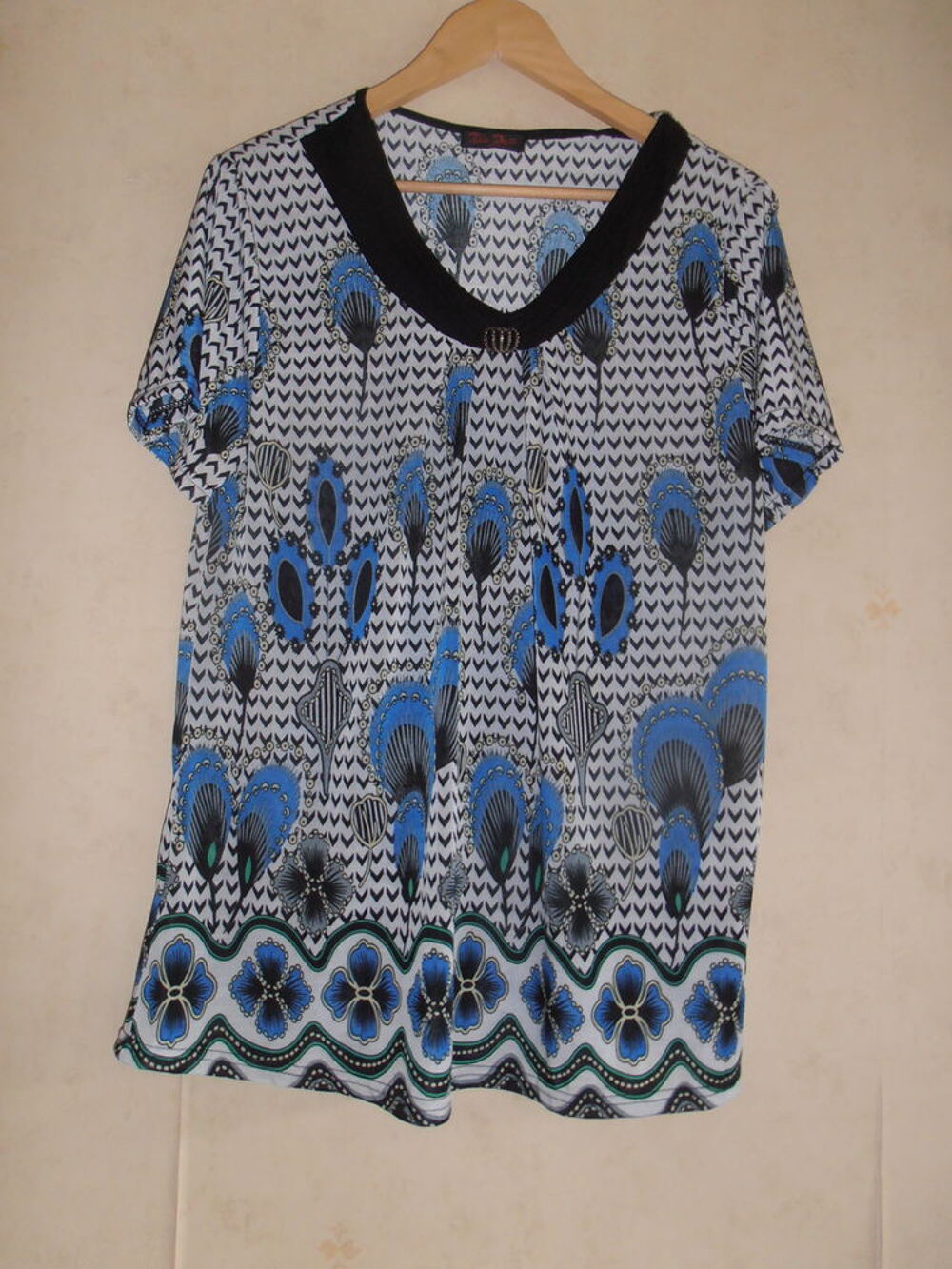 Tee-shirt motifs paons (82) Vêtements