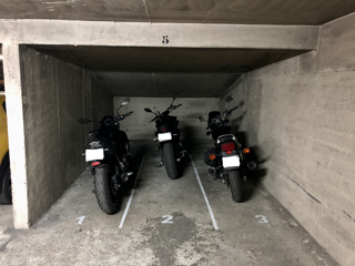  Parking / Garage � louer 3 m�