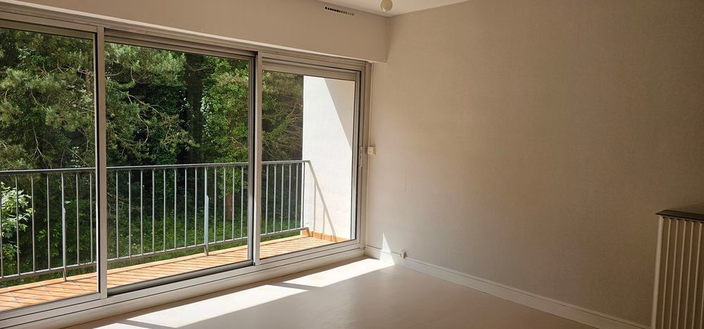 Location Appartement T3 proche centre-ville, lumineux, traversant Quimper