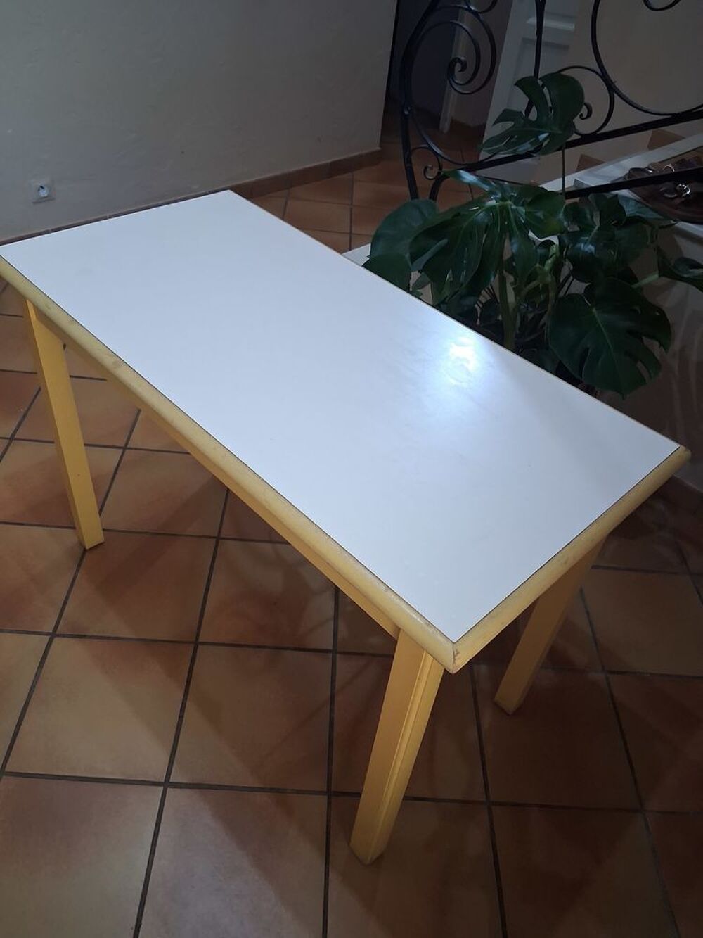 Table d appoint Meubles