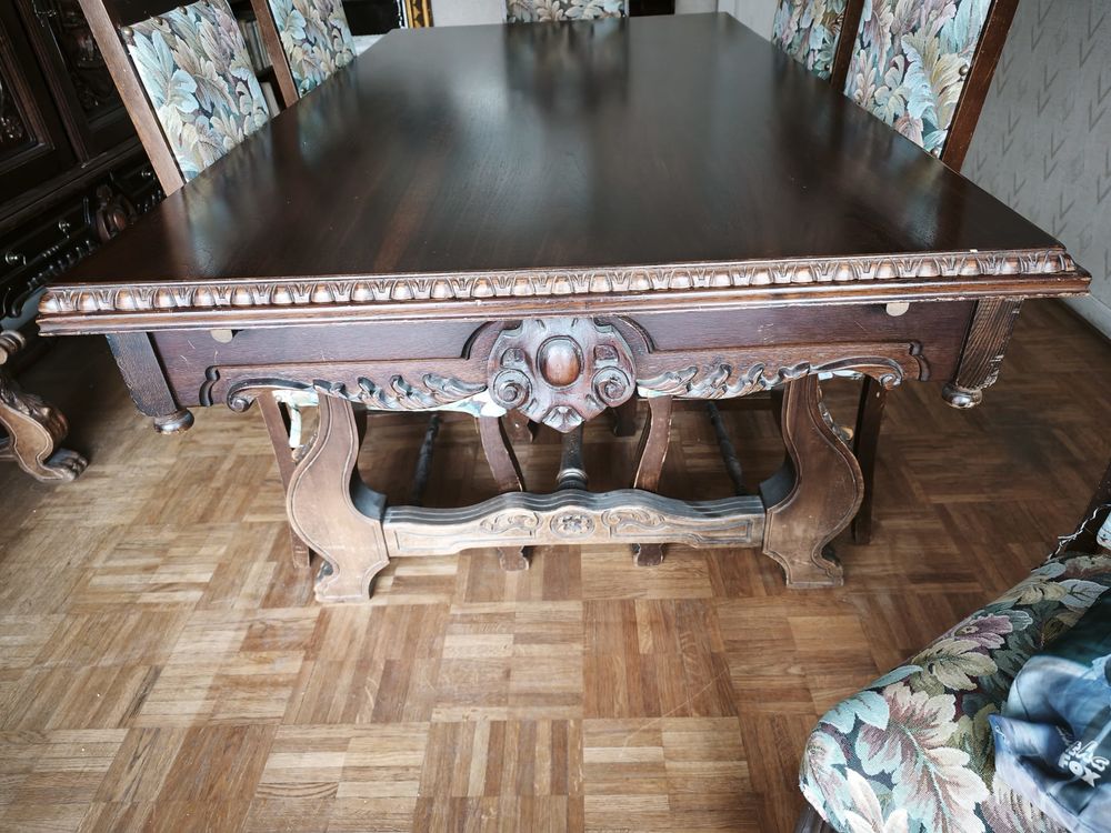 SALLE A MANGER STYLE RENAISSANCE-JENRI II et 2 CHEVETS Meubles