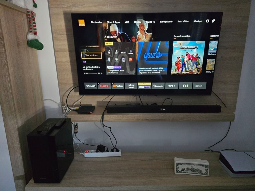 T&eacute;l&eacute;vision LED 4K SAMSUNG Photos/Video/TV