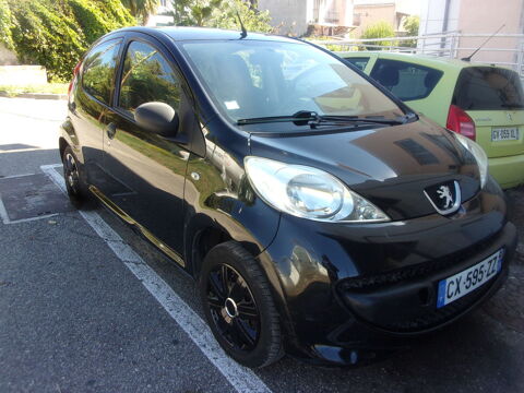 Peugeot 107 1.0e 12V 68ch BLUE LION Trendy