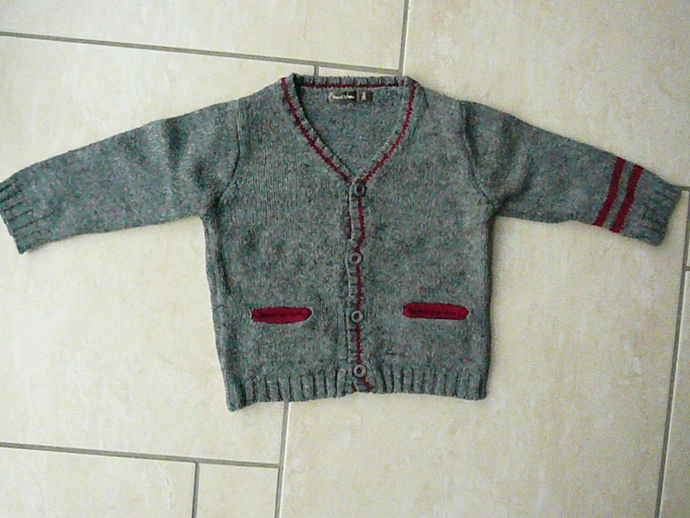 Gilet gris 18 mois Puériculture